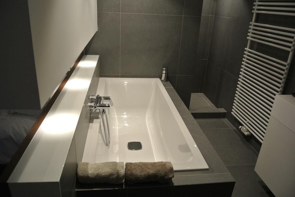La Maison Contemporaine Namur Bilik gambar